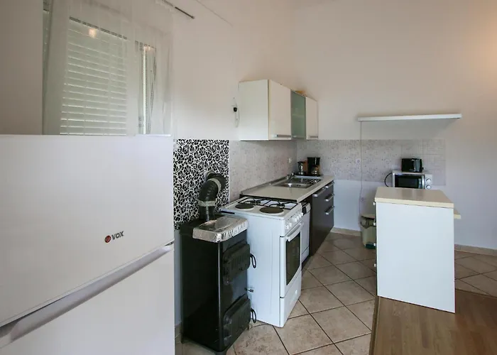 Appartement Amazing In Vabriga With Wifi